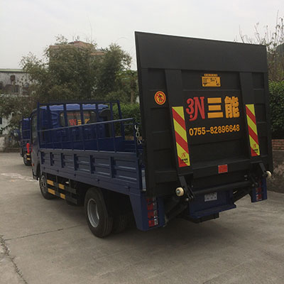 卡車升降尾板，提高運(yùn)輸效率與安全性的關(guān)鍵工具